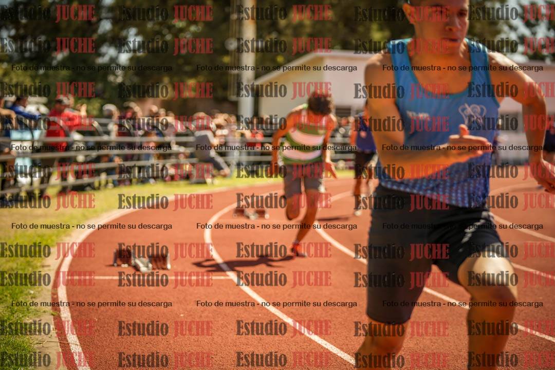 Fotos de los 400 m llanos de varones