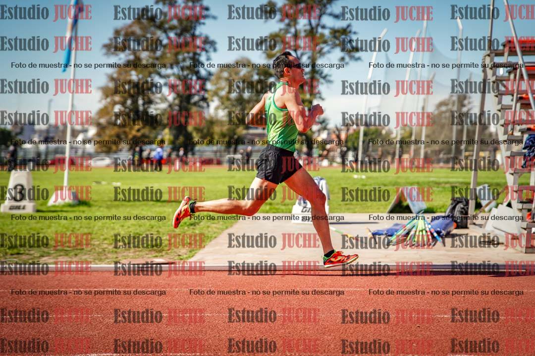 Fotos de los 800 m llanos de varones