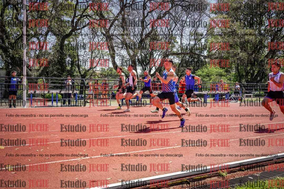 Fotos de los 100 m llanos de varones