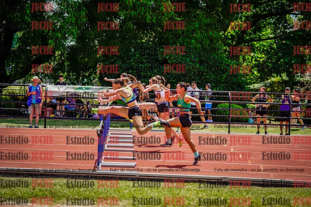 Fotos de los 100 m con vallas de mujeres