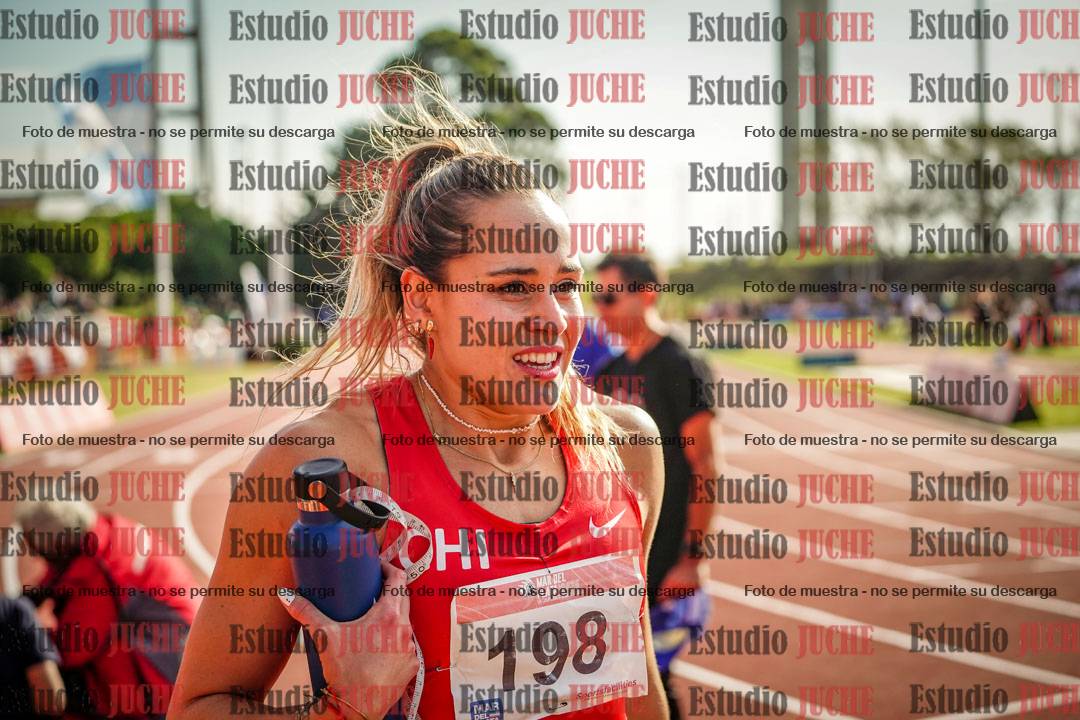Fotos de algunos extras y podios del día 1