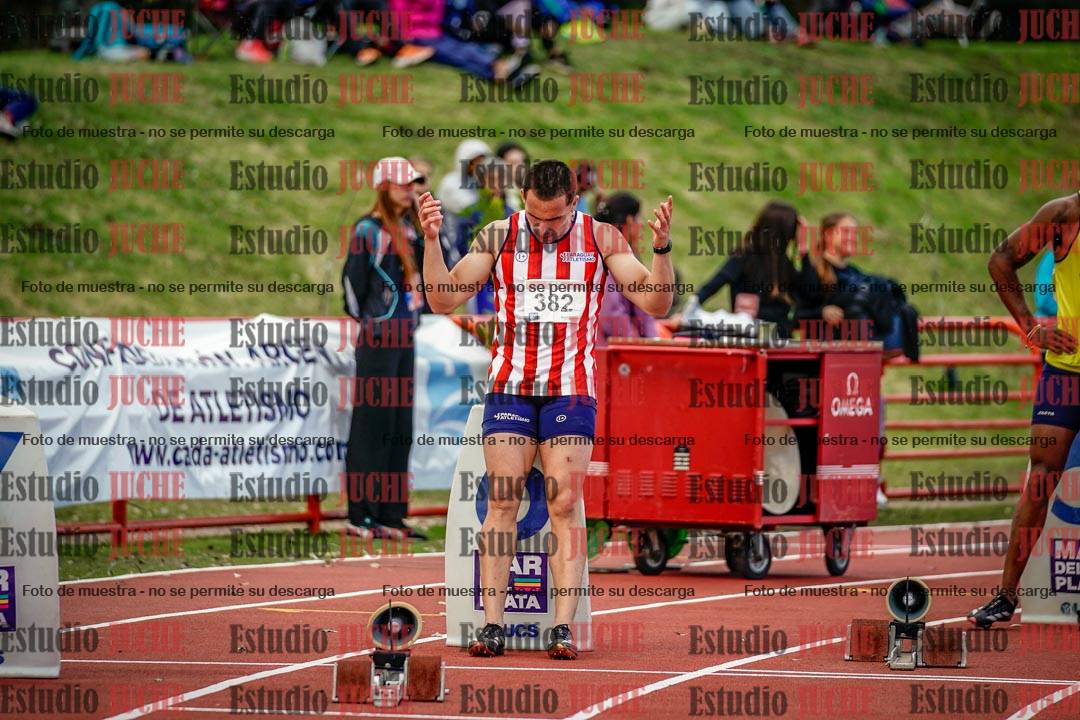Fotos de los 200 m llanos de varones - FINAL