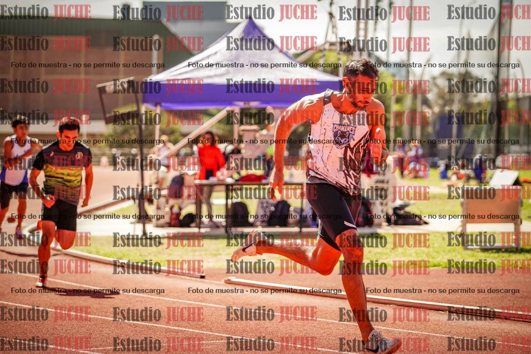 Fotos de los 400 m llanos de varones