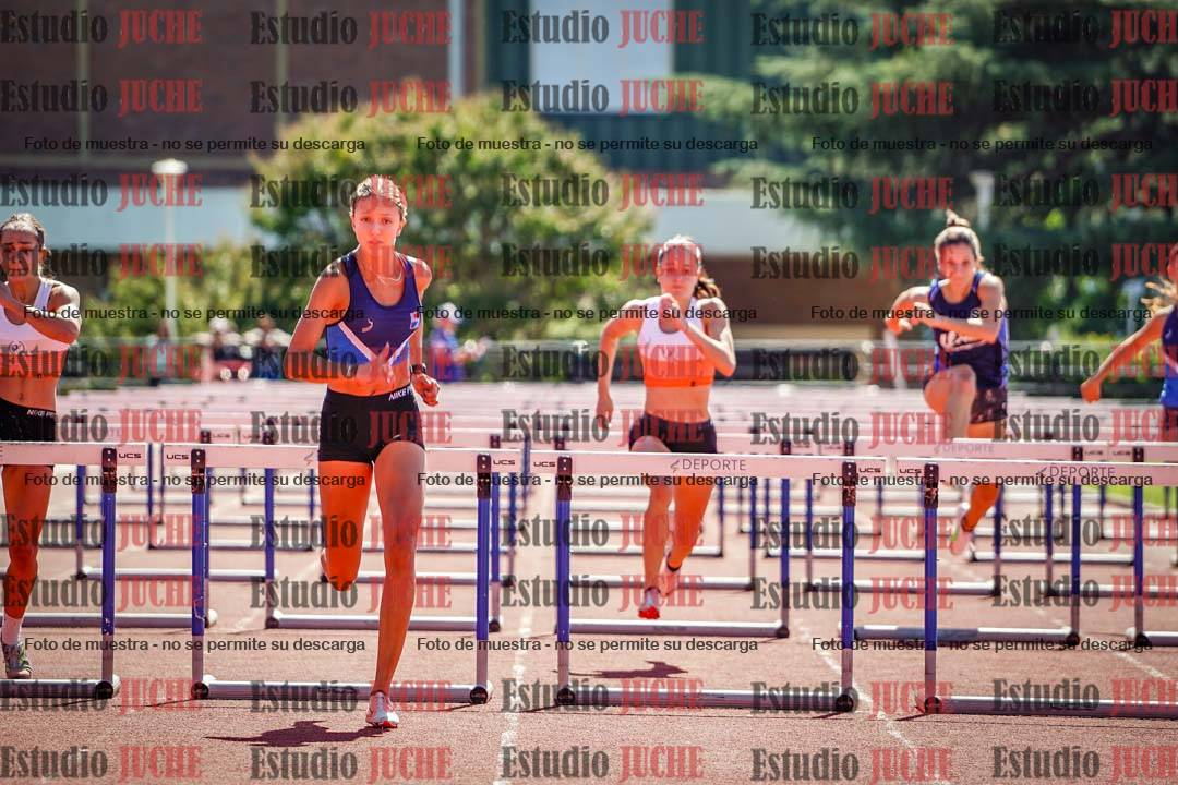 Fotos de los 100 m con vallas de mujeres