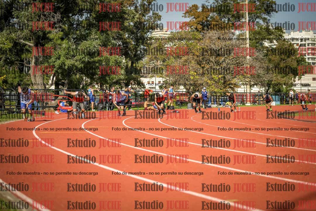 Fotos de los 200 m llanos de varones