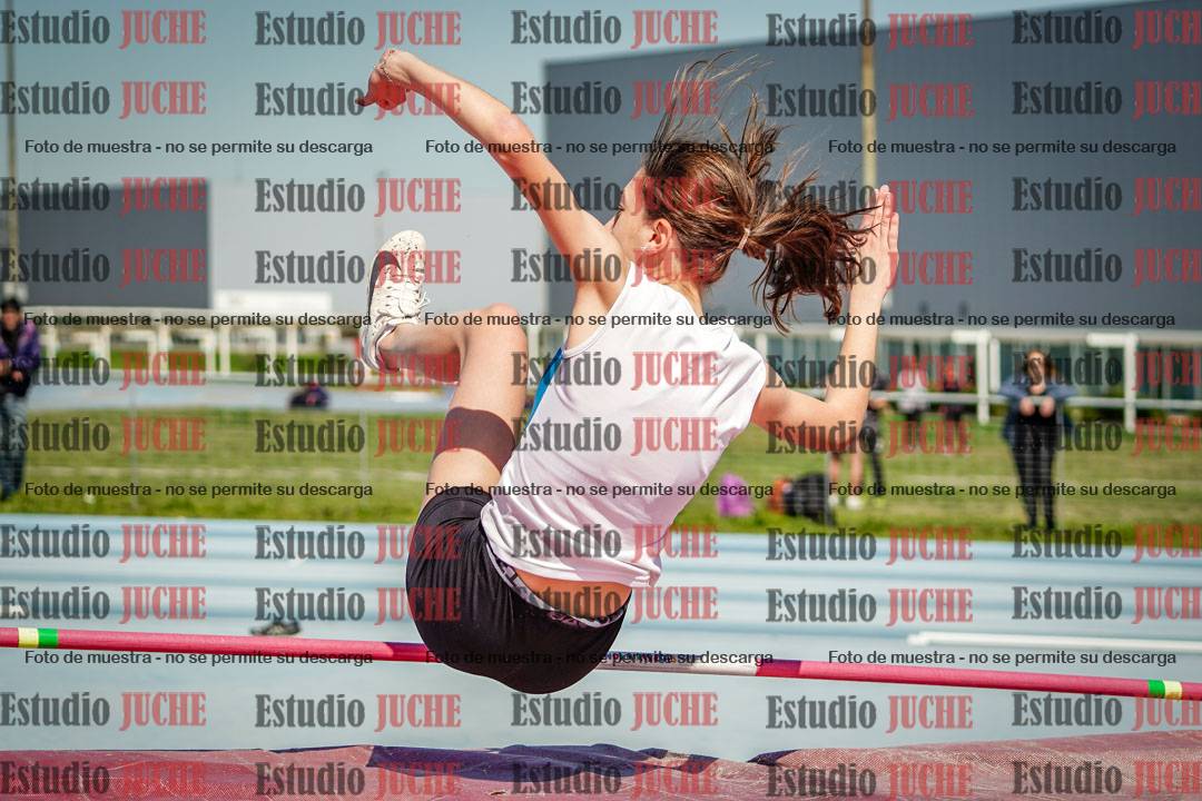 Fotos del salto en alto de mujeres
