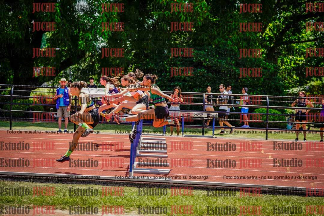 Fotos de los 100 m con vallas de mujeres