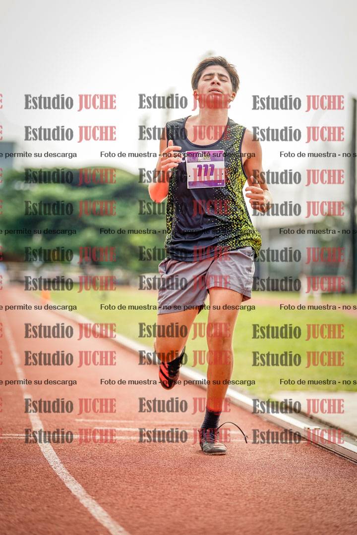 Fotos de los 3000 m llanos de varones
