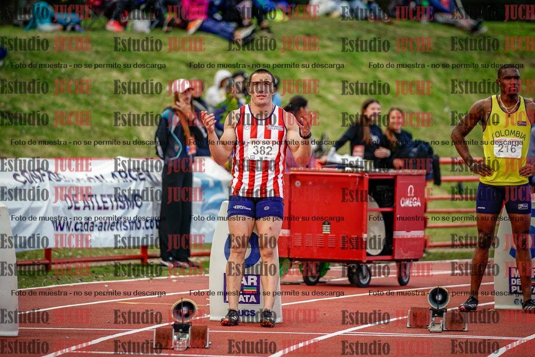 Fotos de los 200 m llanos de varones - FINAL