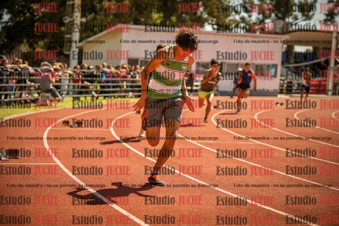 Fotos de los 400 m llanos de varones