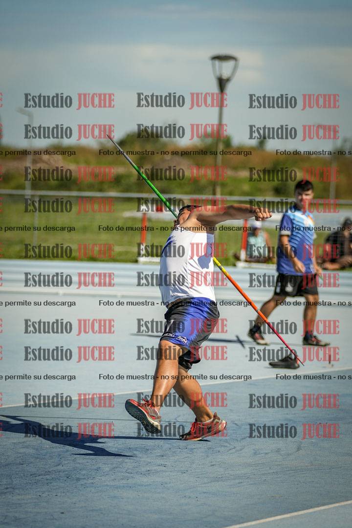 Fotos del lanzamiento de la jabalina de varones