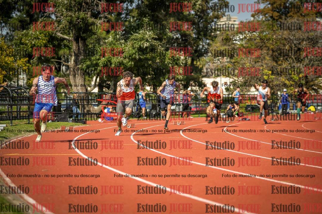 Fotos de los 200 m llanos de varones