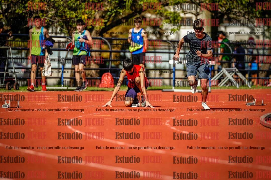 Fotos de los 200 m llanos de varones