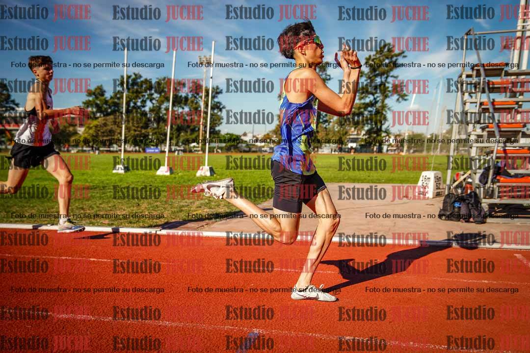 Fotos de los 800 m llanos de varones