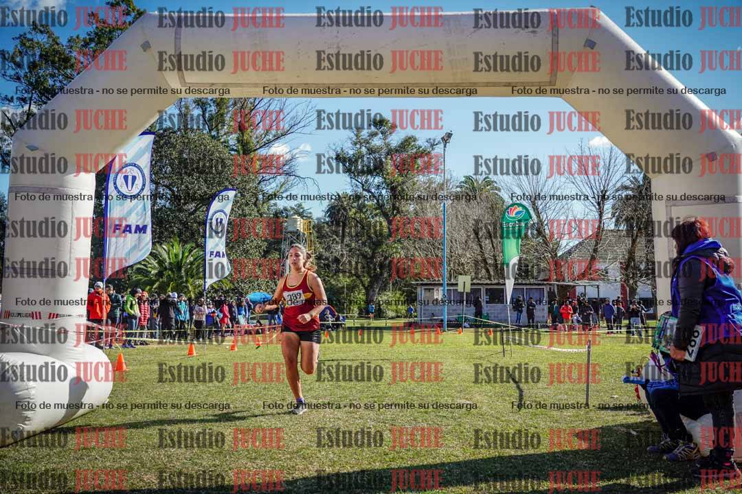 Fotos de la llegada del cross de 3000 m