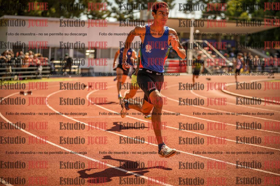 Fotos de los 400 m llanos de varones
