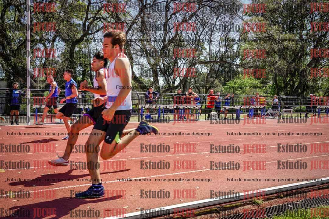Fotos de los 100 m llanos de varones