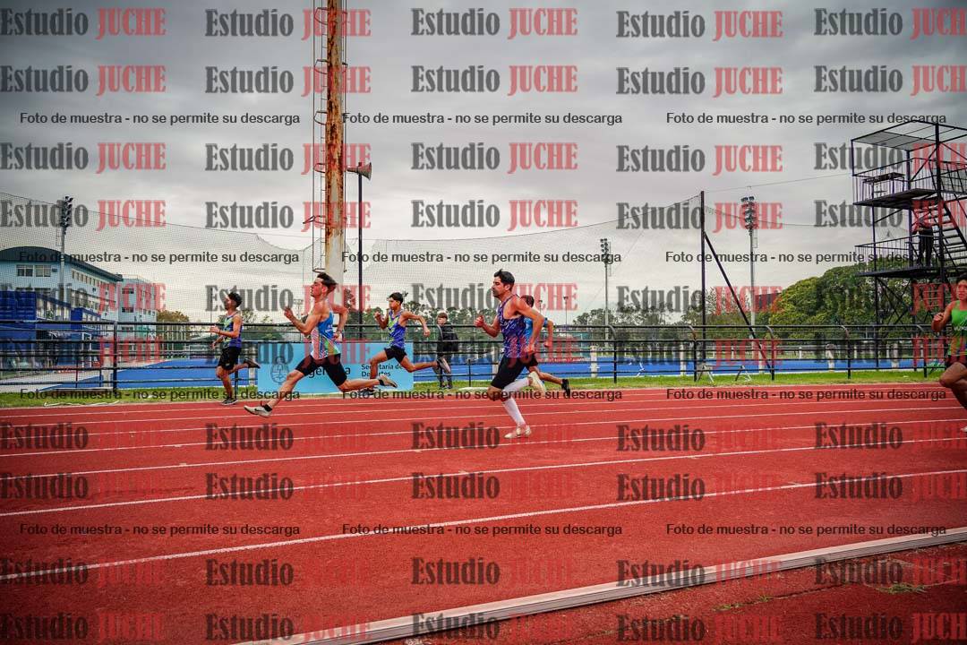 Fotos de los 200 m llanos de varones