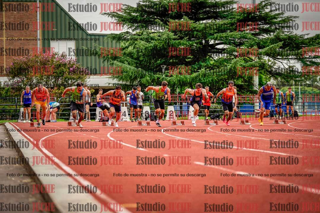Fotos de los 100 m llanos de varones