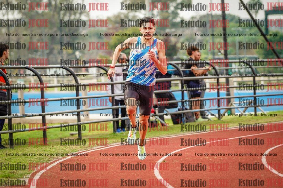 Fotos de los 400 m llanos de varones