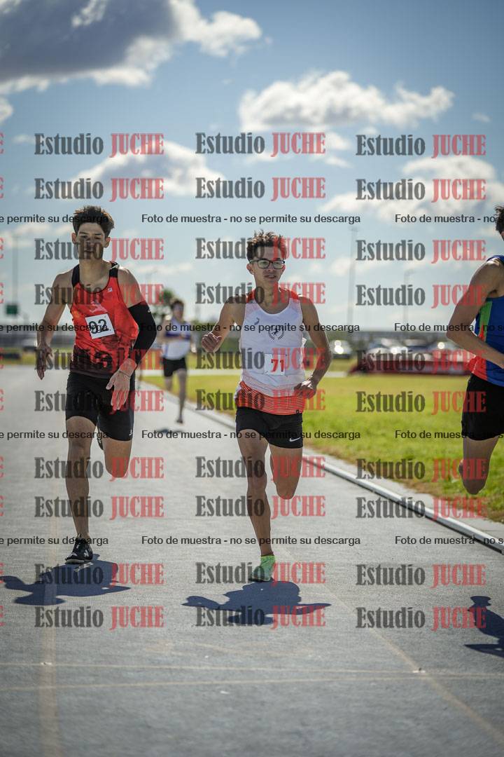 Fotos de los 800 m llanos de varones