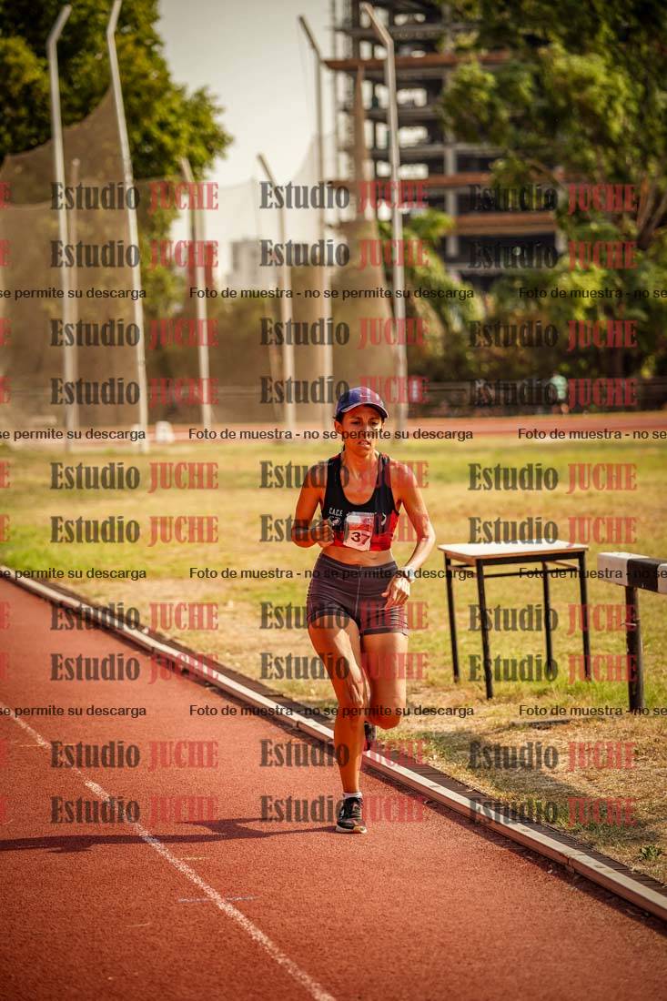 Fotos de los 1500 m llanos de mujeres