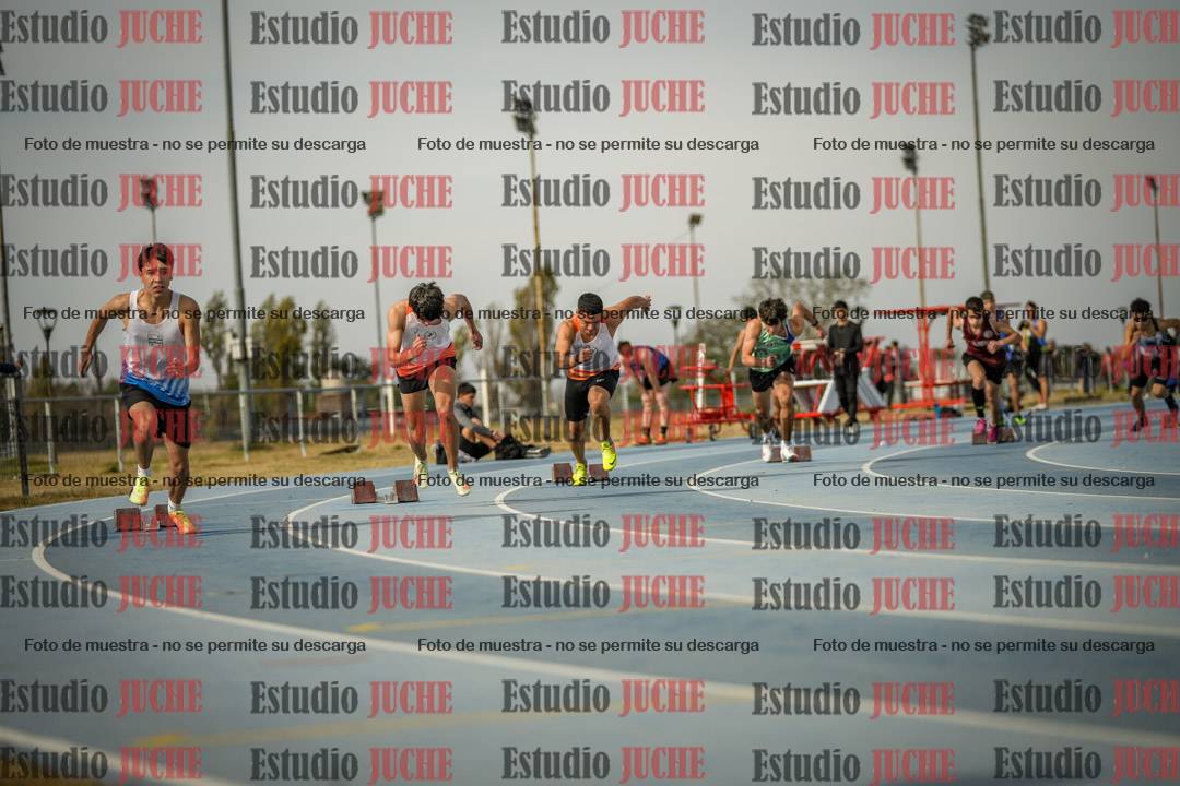 Fotos de los 200 m llanos de varones