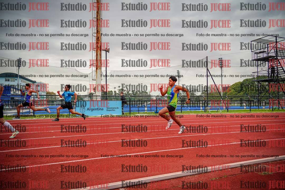 Fotos de los 200 m llanos de varones