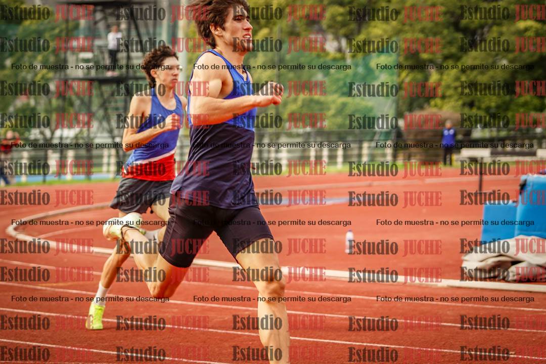 Fotos de los 400 m llanos de varones