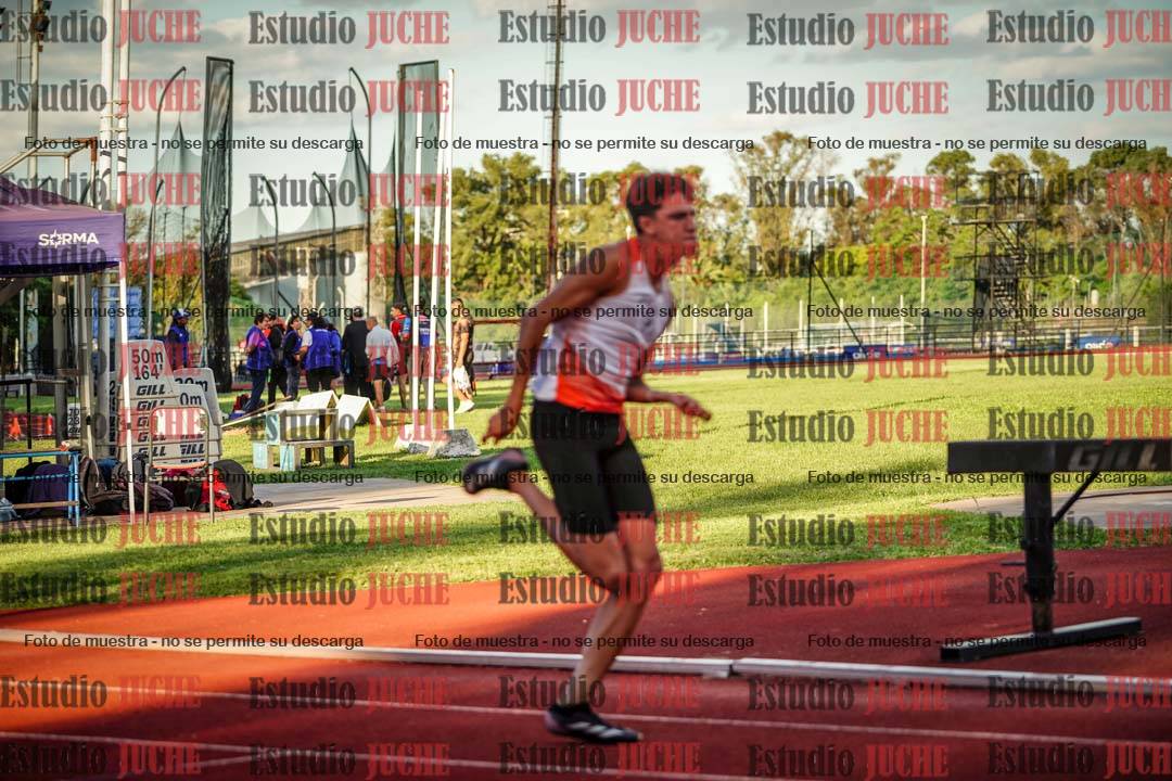 Fotos de los 400 m llanos de varones