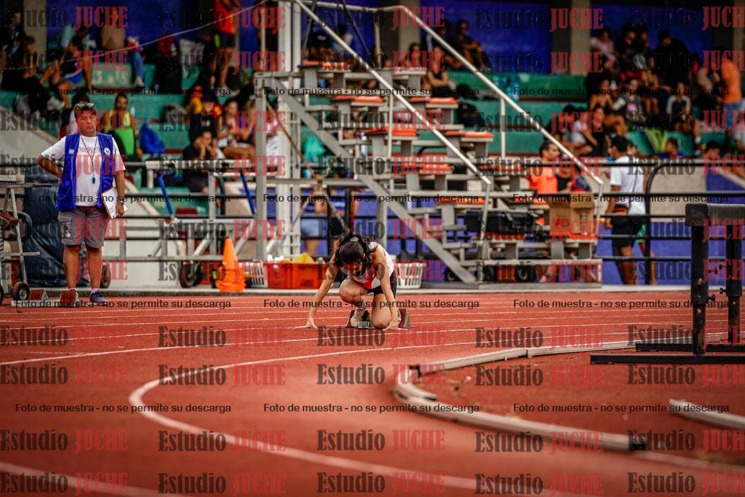 Fotos de los 400 m con vallas de mujeres