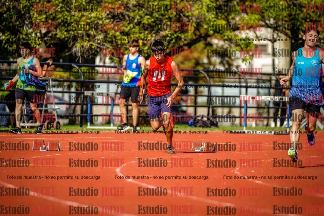 Fotos de los 200 m llanos de varones
