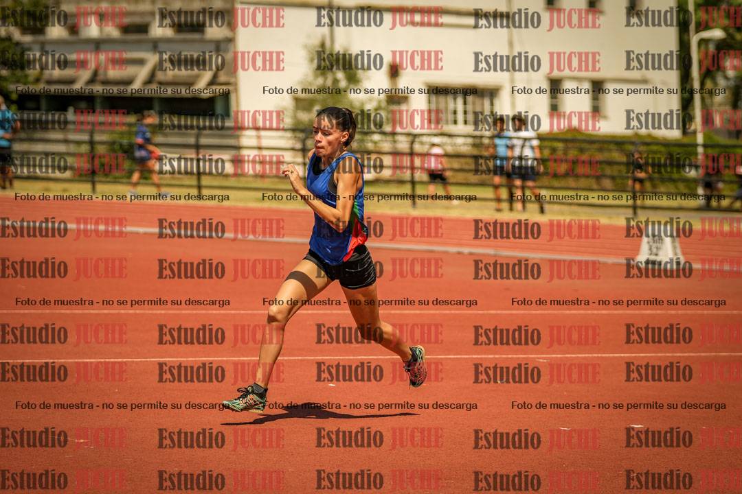 Fotos del salto en alto de mujeres
