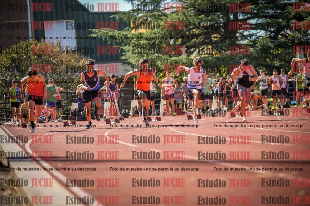 Fotos de los 100 m llanos de varones