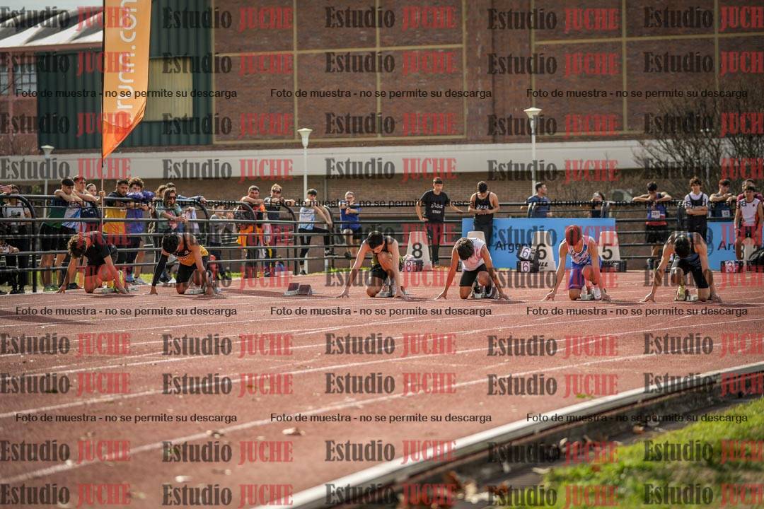 Fotos de los 100 m llanos de varones