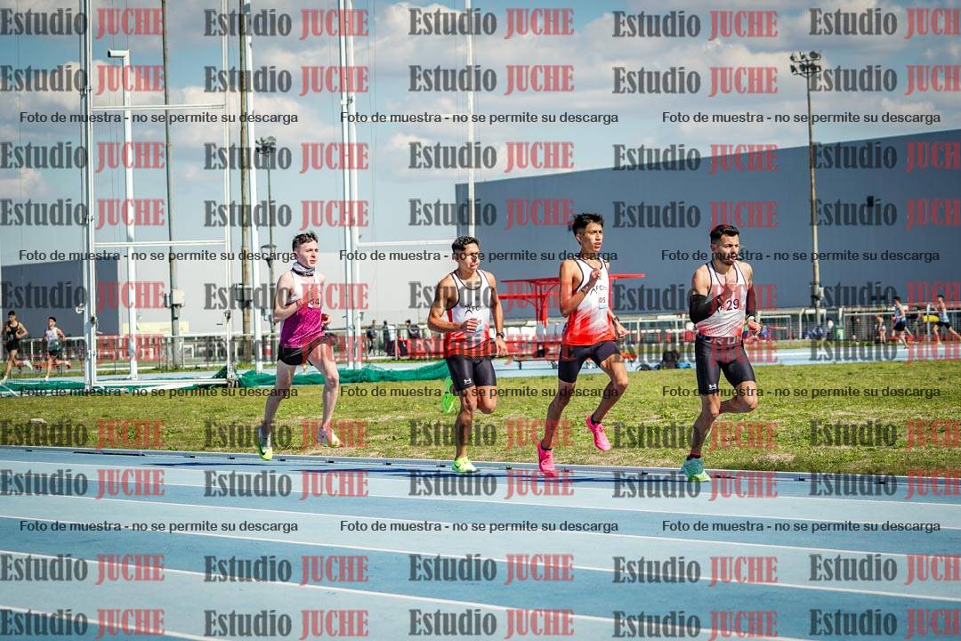 Fotos de los 5000 m llanos de mujeres y varones