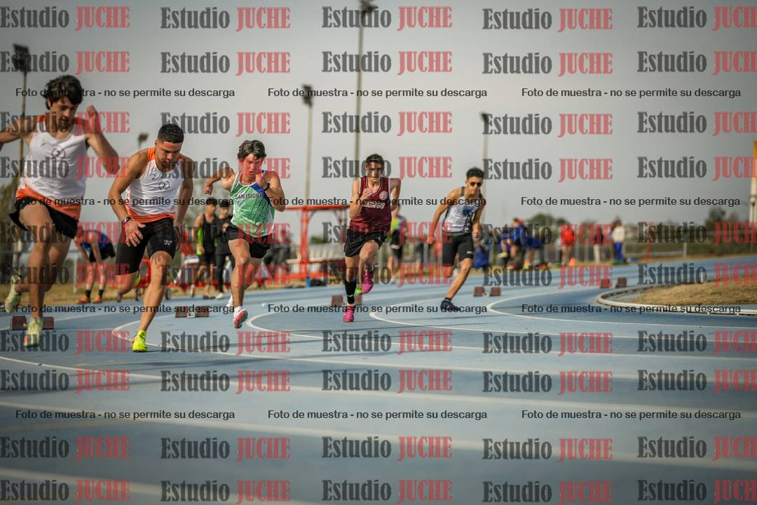 Fotos de los 200 m llanos de varones