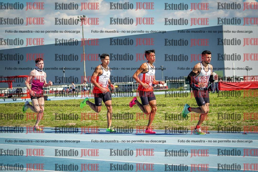 Fotos de los 5000 m llanos de mujeres y varones