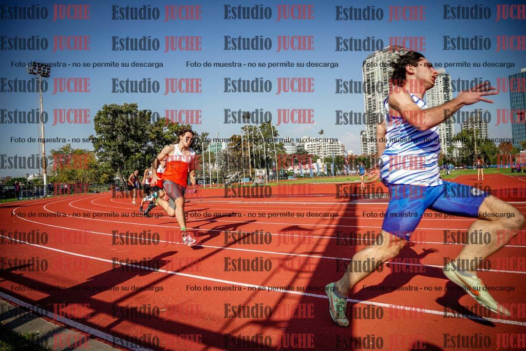 Fotos de los 200 m llanos de varones