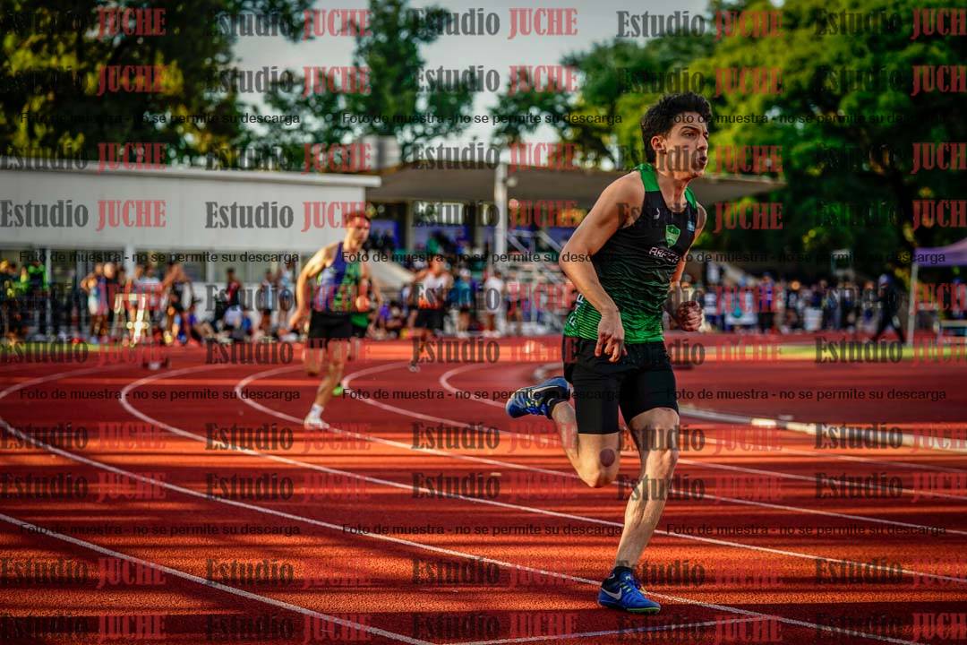 Fotos de los 400 m llanos de varones