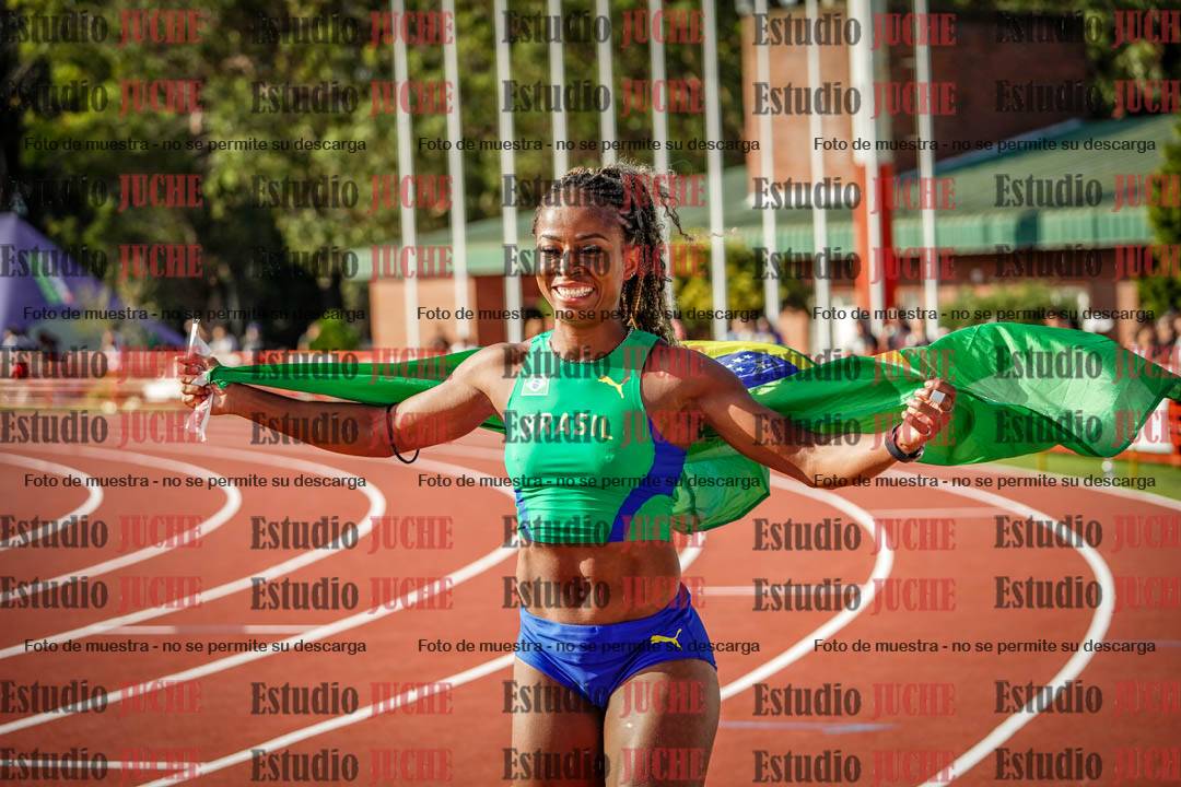Fotos de algunos extras y podios del día 1