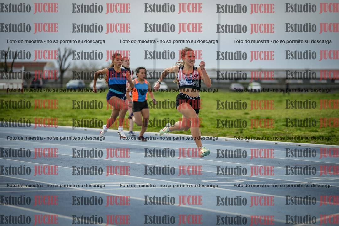 Fotos de los 100 m llanos de mujeres - U17 (FINAL)