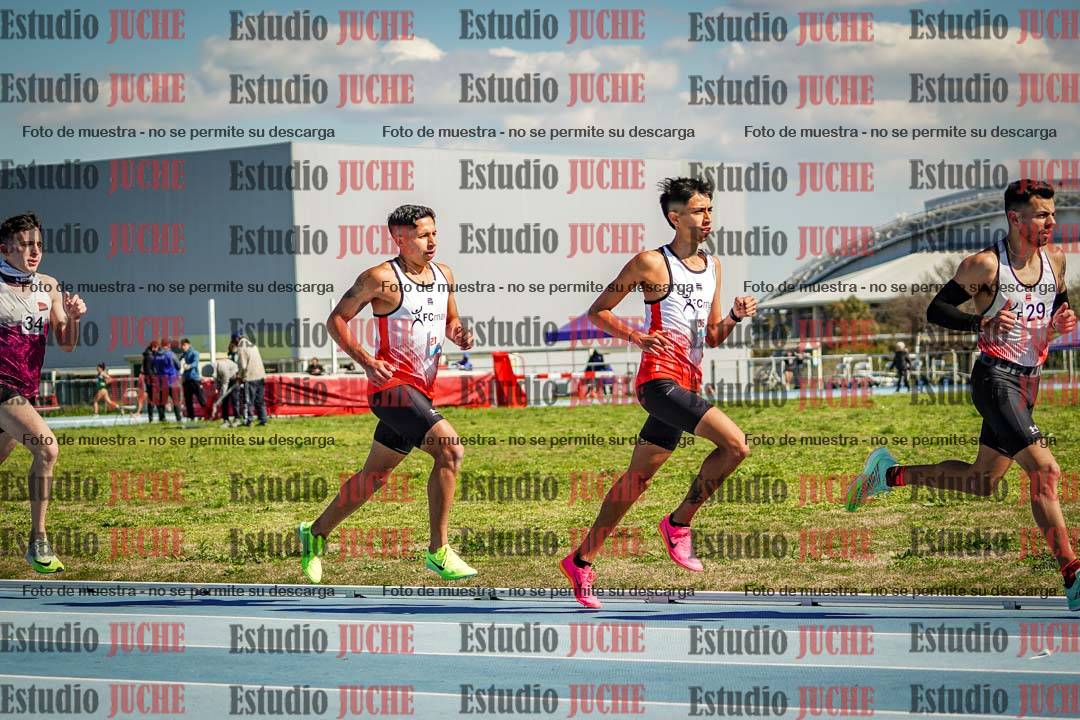 Fotos de los 5000 m llanos de mujeres y varones