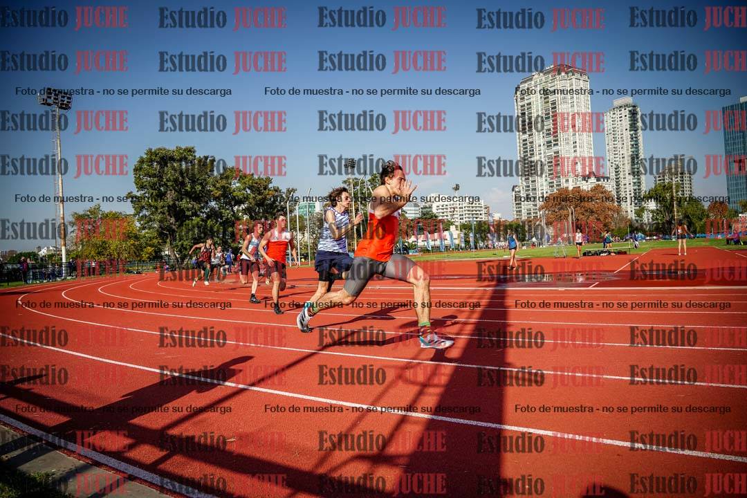 Fotos de los 200 m llanos de varones