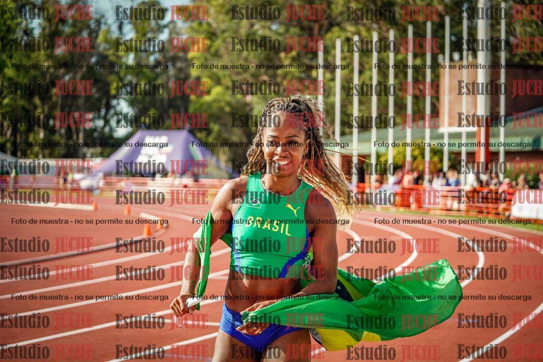 Fotos de algunos extras y podios del día 1