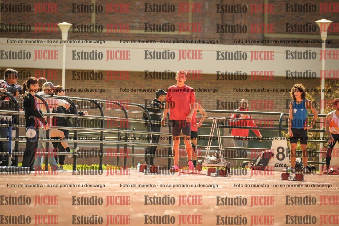Fotos de los 100 m llanos de varones