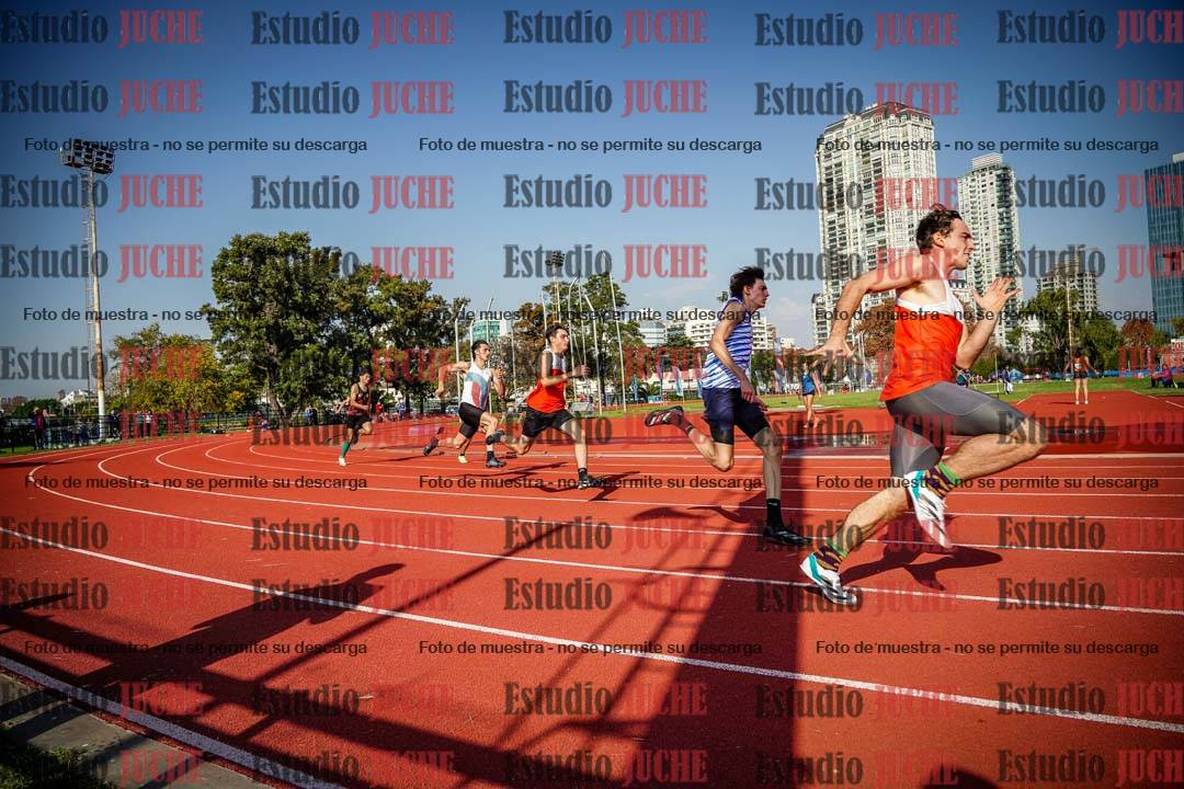 Fotos de los 200 m llanos de varones