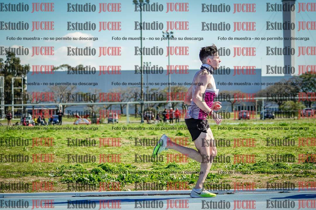 Fotos de los 5000 m llanos de mujeres y varones