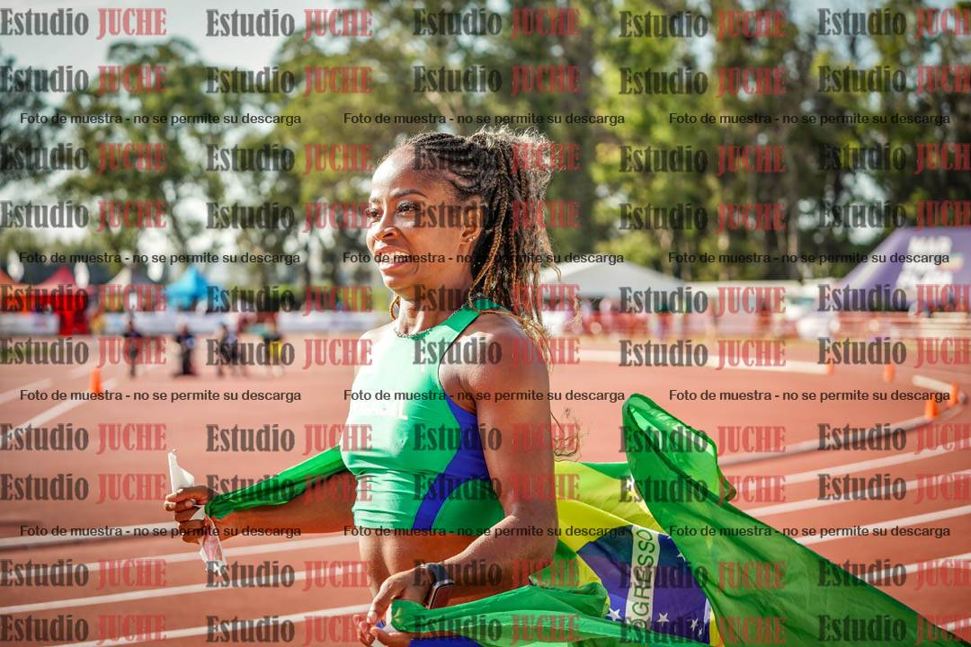 Fotos de algunos extras y podios del día 1