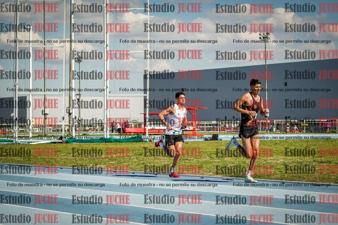 Fotos de los 5000 m llanos de mujeres y varones